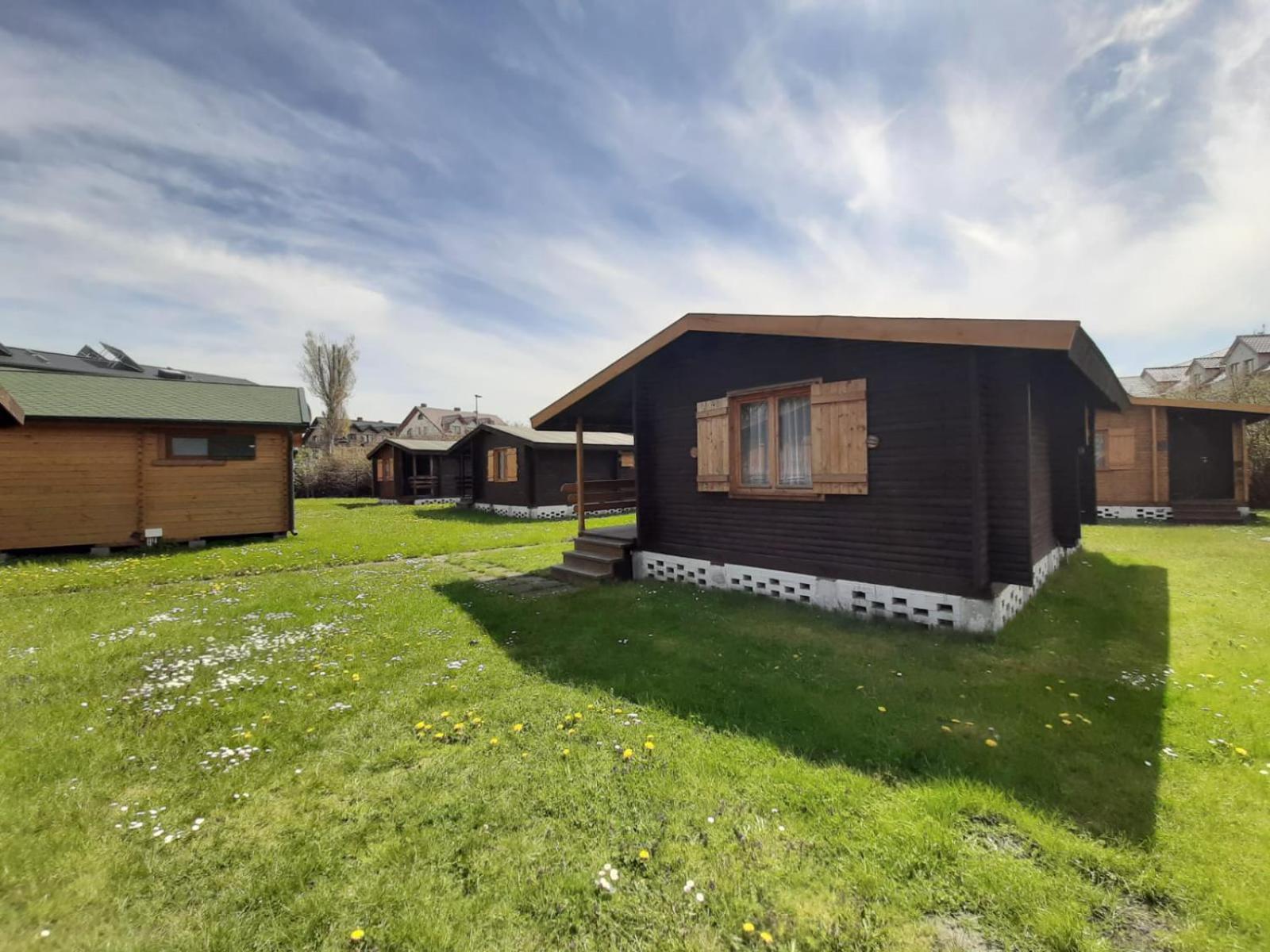 O.W. Sek Villa Karwia Exterior photo